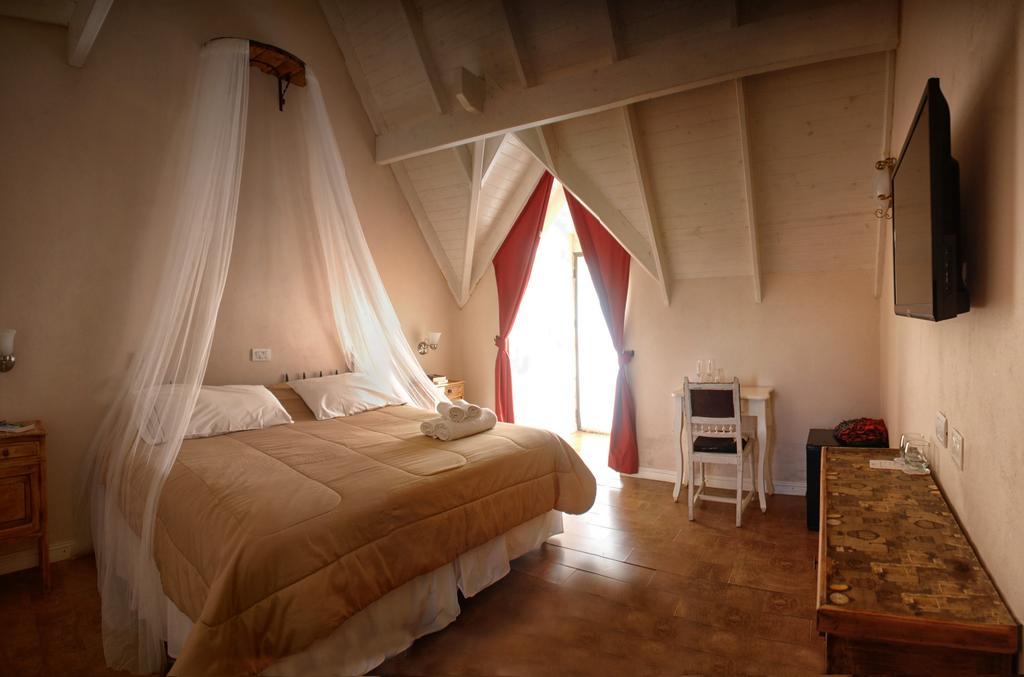 Atelier Hotel De Charme Вилья-Хенераль-Бельграно Экстерьер фото